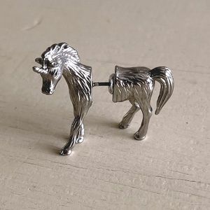 Unicorn 🦄 earring- single